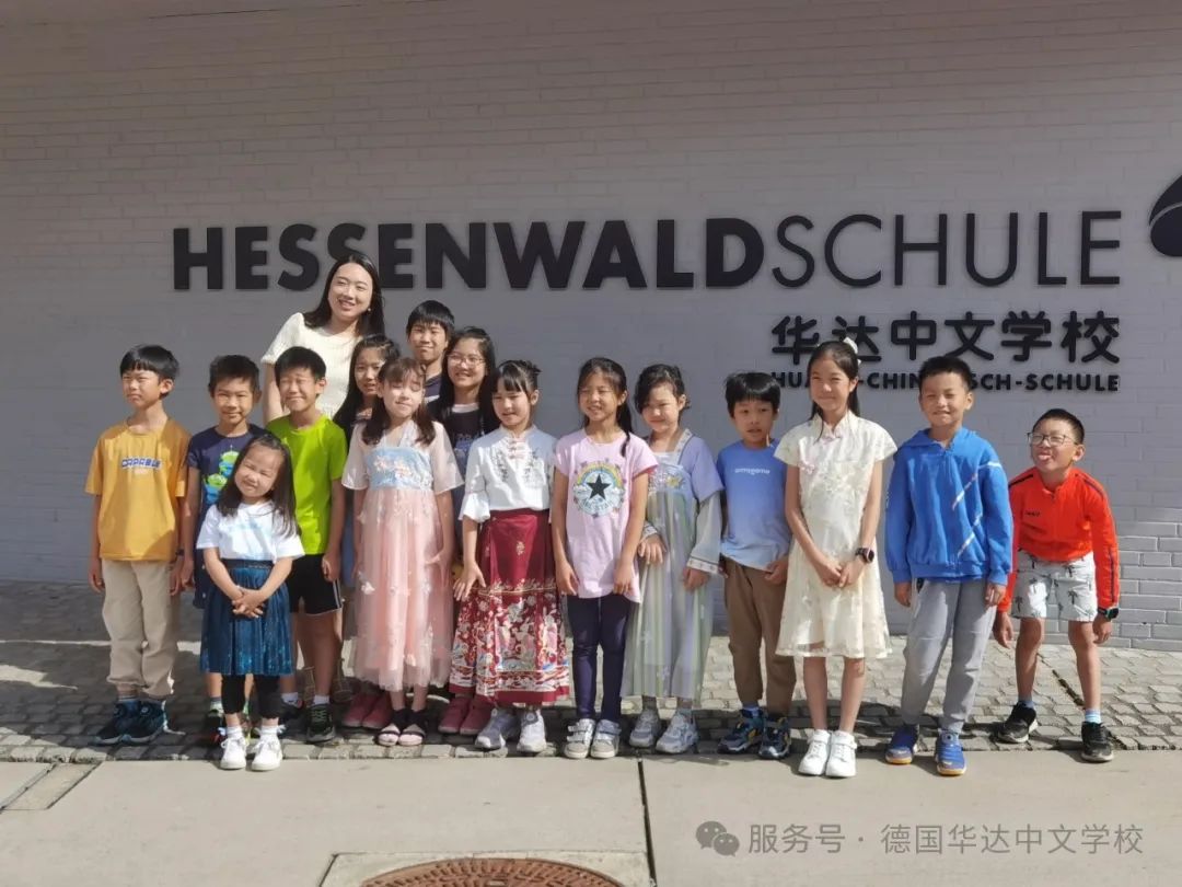 怀热忱奔赴 以微光致远